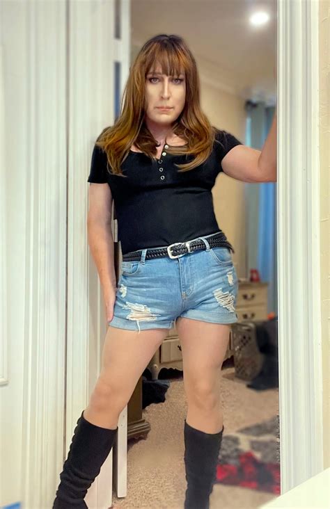 crossdressing in shorts|crossdressing fun in short shorts and tights x .